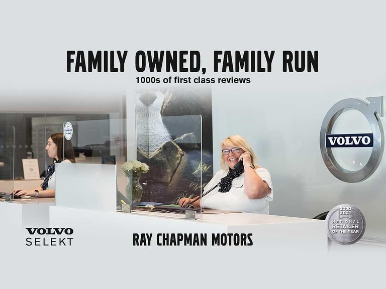  Volvo XC40 B4 (P) R-Design (Rear Camera, Heated Seats, Apple CarPlay) Petrol/Electric Hybrid Aut...