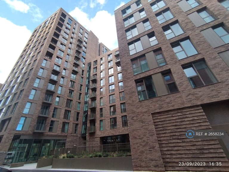 image for 1 bedroom flat in Bendix Way, Manchester, M4 (1 bed) (#2658234)
