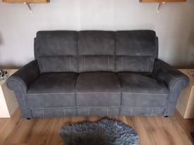 2 seater sofa for Sale | Sofas, Couches & Armchairs | Gumtree