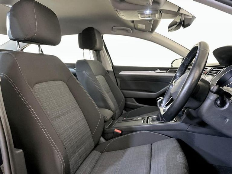 2022 Volkswagen Passat 2.0 TDI EVO SE Nav Euro 6 (s/s) 4dr Manual Saloon Diesel Manual