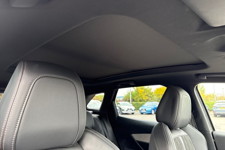 2022 Peugeot 3008 1.6 13.2kWh GT Premium e-EAT Euro 6 (s/s) 5dr SUV PETROL/ELECTRIC Automatic