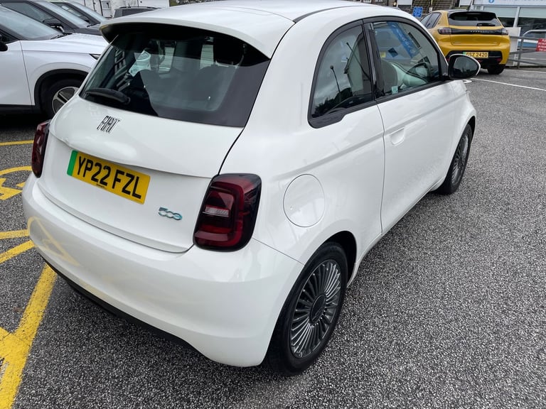 2022 Fiat 500 87kW Icon 42kWh 3dr Auto HATCHBACK ELECTRIC Automatic
