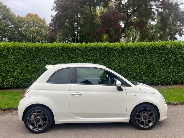 FIAT 500 1.2 S 3 2013 SPORT MODEL PETROL ULEZ 16" ALLOYS LEATHER SPORTS TRIM 