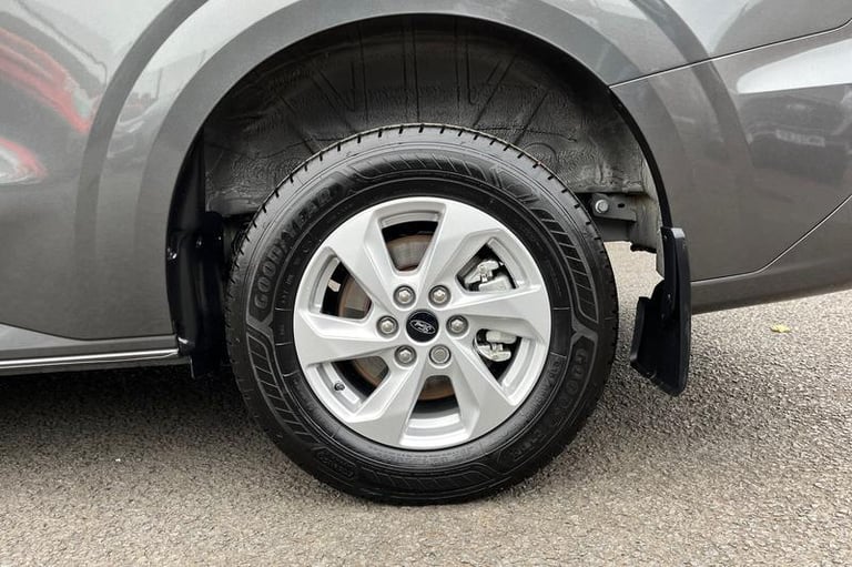 2025 Ford Transit Custom 2.5 PHEV 232ps H1 Double Cab Van Limited Auto PANEL VAN PETROL/ELECTRIC ...