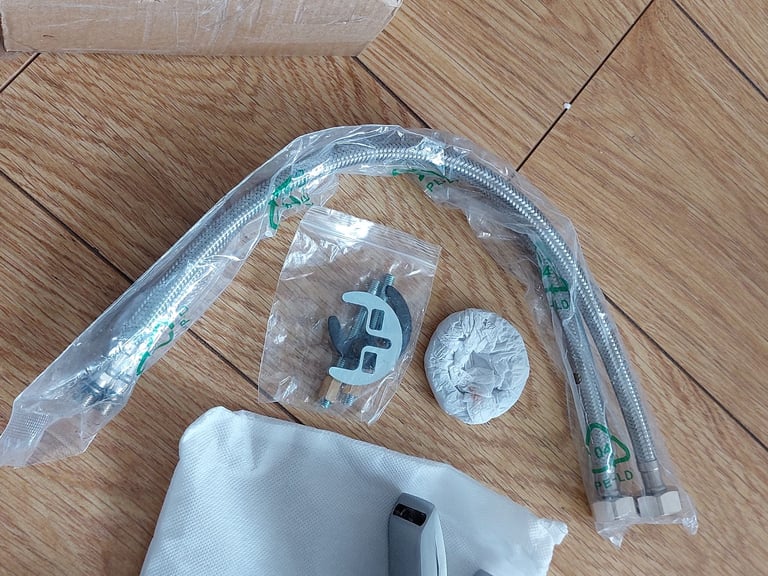 Water fall mono mixer tap