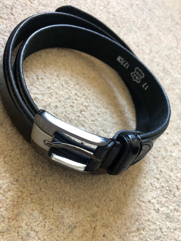 Leather belts and fabric belts 