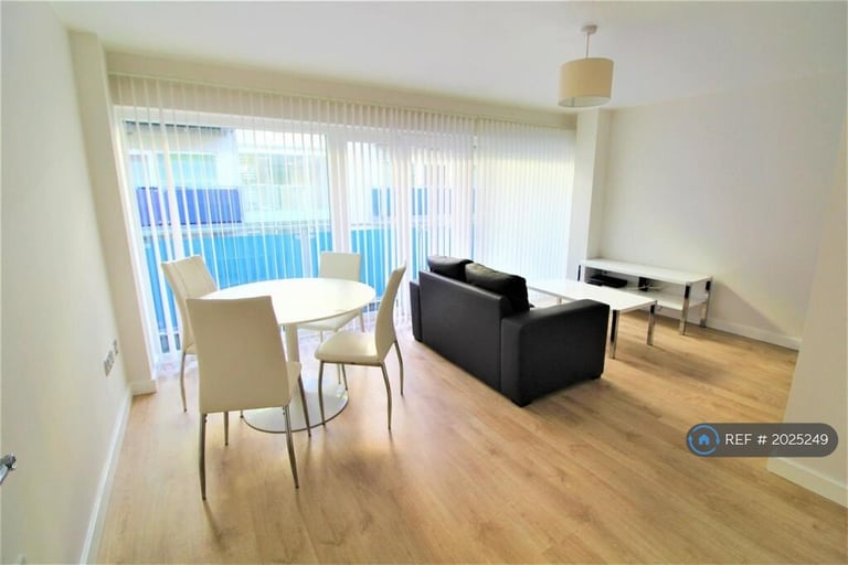 1 bedroom flat in Concord Street, Leeds, LS2 (1 bed) (#2025249)