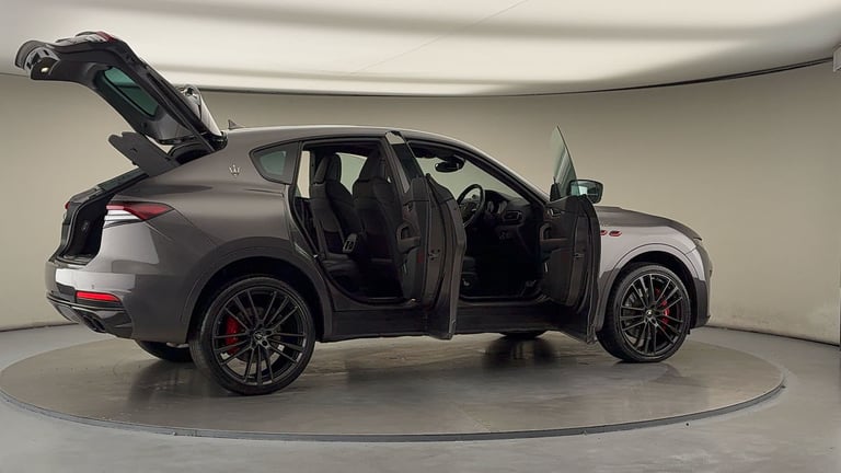 2021 Maserati Levante 3.8 V8 Trofeo SUV 5dr Petrol ZF 4WD Euro 6 (s/s) (580 ps) SUV Petrol Automatic