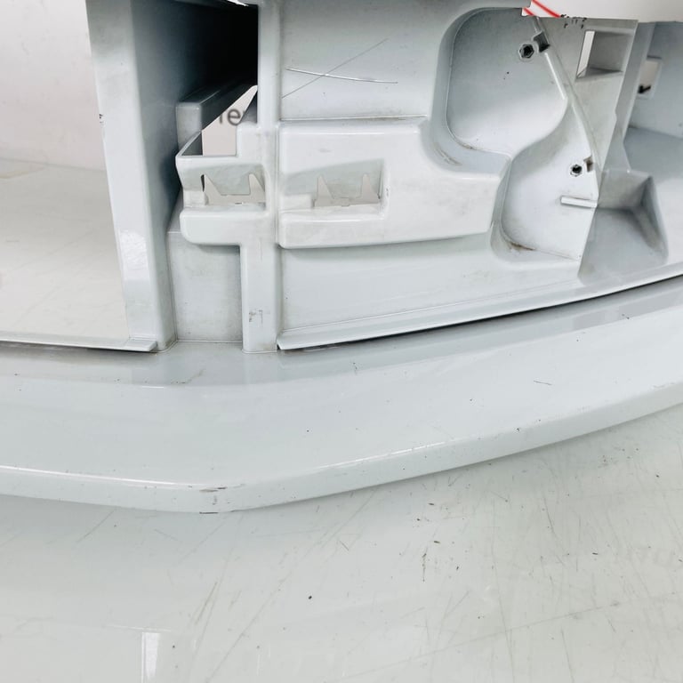 Skoda Octavia Front Bumper Genuine White Mk3 Se Face Lift 2017 - 2020 [ao62]