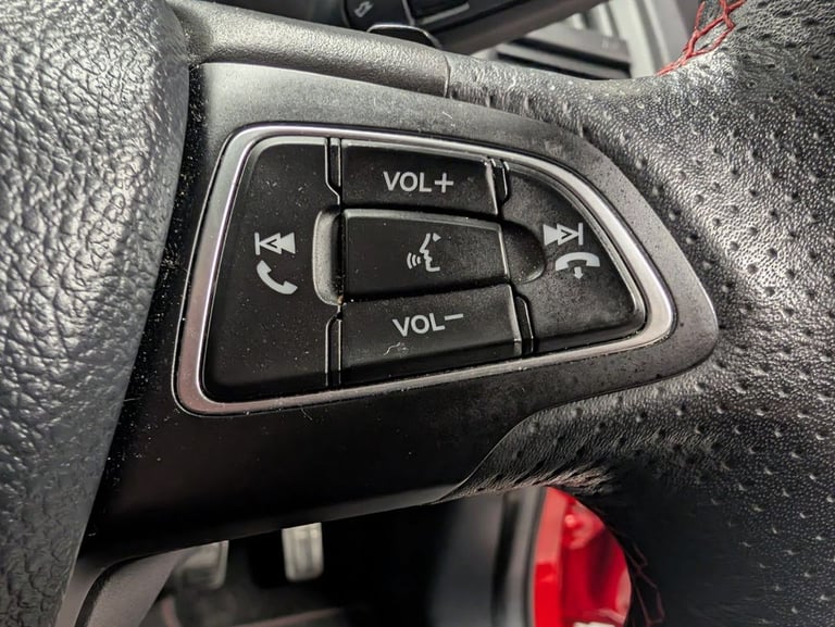 2019 Ford Ecosport 1.0T EcoBoost GPF ST-Line SUV 5dr Petrol Auto Euro 6 (s/s) (125 ps) HATCHBACK ...