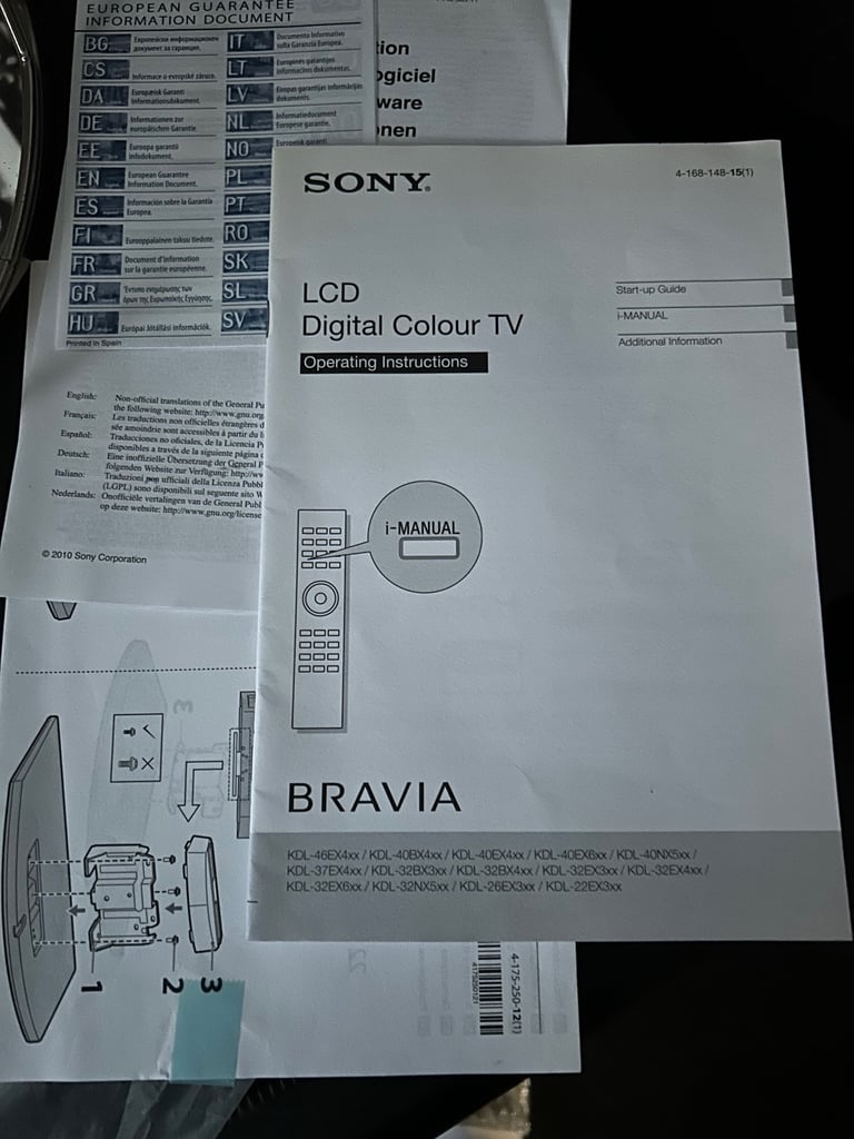 Sony LCD digital 43 TV , remote and manual 