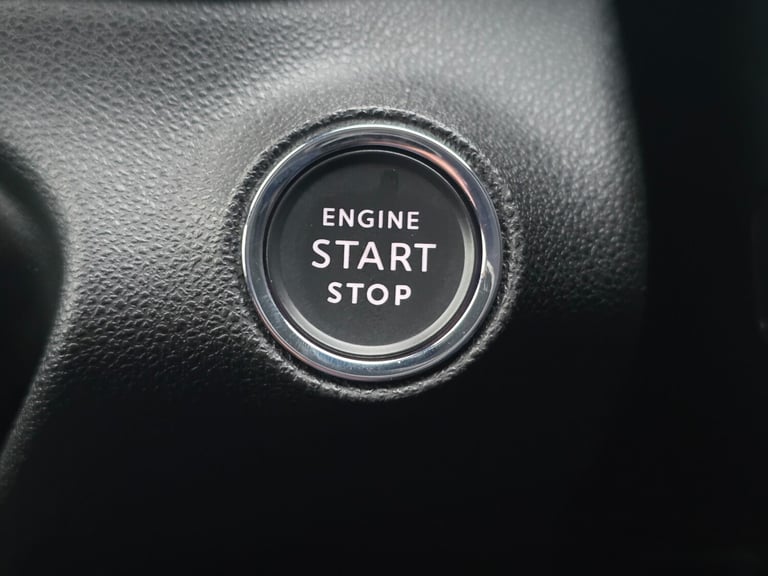 2025 Fiat 600 1.2 Hybrid 48V 5dr eDCT-6 Hatchback Petrol Automatic
