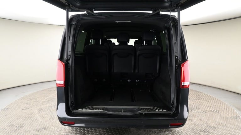2023 Mercedes-Benz V-Class 2.0 V300d AMG Line MPV 5dr Diesel G-Tronic+ Euro 6 (s/s) XLWB (237 ps)...