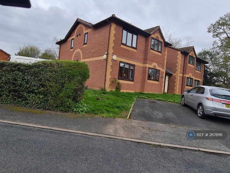 1 bedroom flat in Worcester, Worcester, WR5 (1 bed) (#2678116)