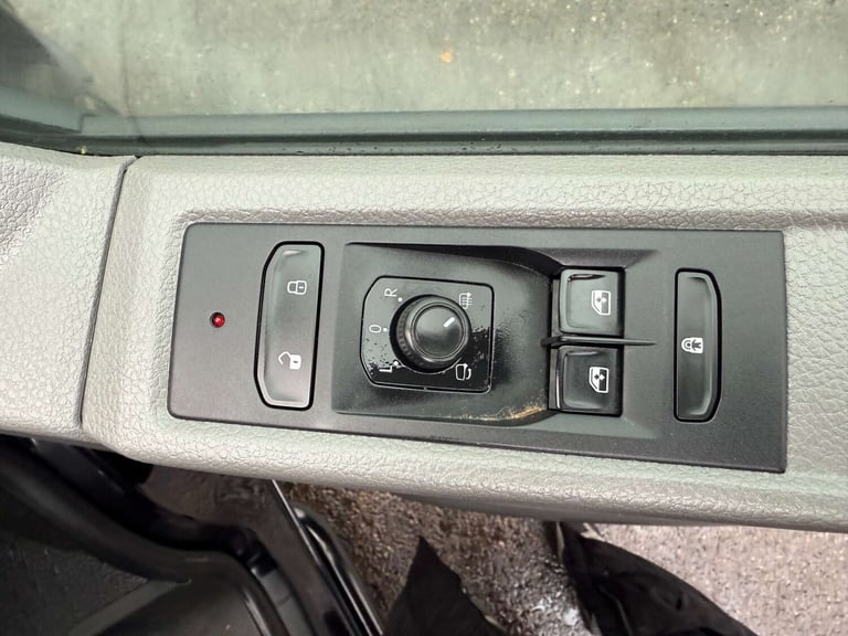 2022 Volkswagen Transporter 2.0 TDI 150 Highline Kombi Van WINDOW VAN DIESEL Manual