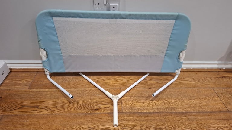Lindam easy fit baby bed guard / barrier