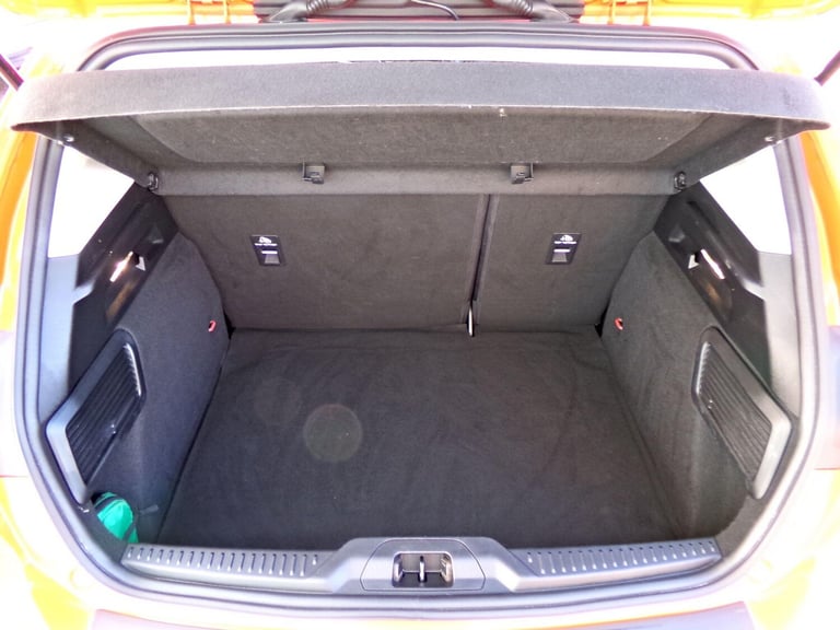 2018 Ford Focus 1.0T EcoBoost Zetec Hatchback 5dr Petrol Manual Euro 6 (s/s) (125 ps) HATCHBACK P...