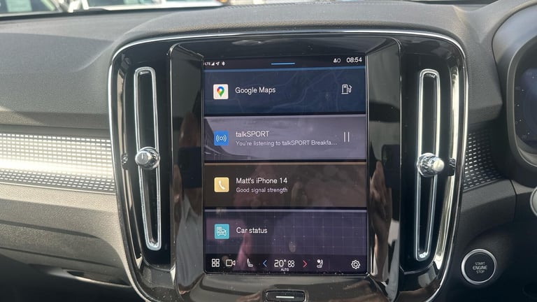 2025 Volvo XC40 Black Edition Ultra, B4 Mild hybrid, Petrol ESTATE Petrol/Electric Hybrid Automatic