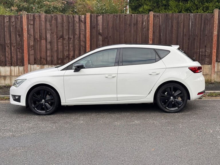 2015 SEAT Leon 1.4 TSI FR Black Technology Euro 6 (s/s) 5dr HATCHBACK Petrol Manual