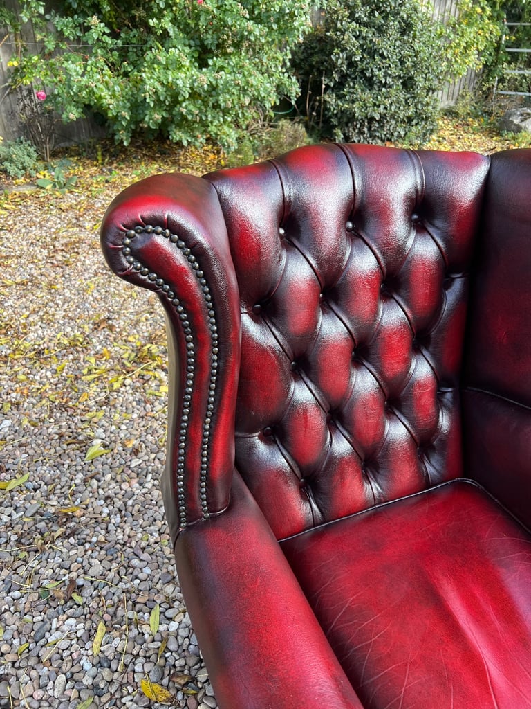 Beautiful Chesterfield Oxblood Leather Queen Anne Chair