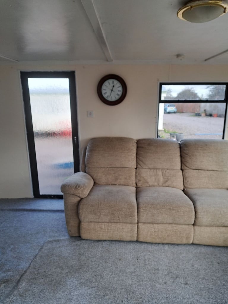 2 bedroom static caravan for rent