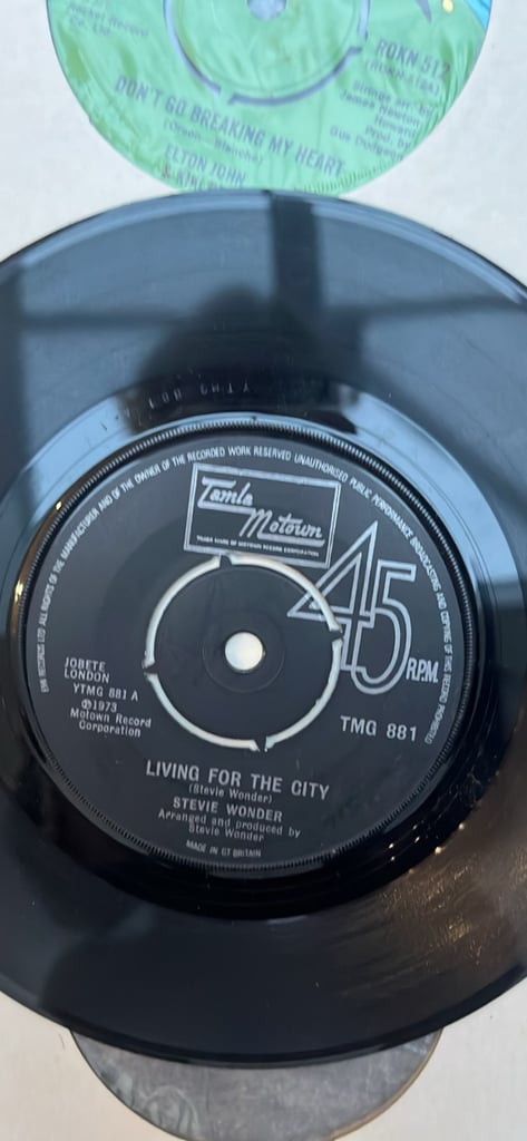 Vinyls x12 singles (45) 