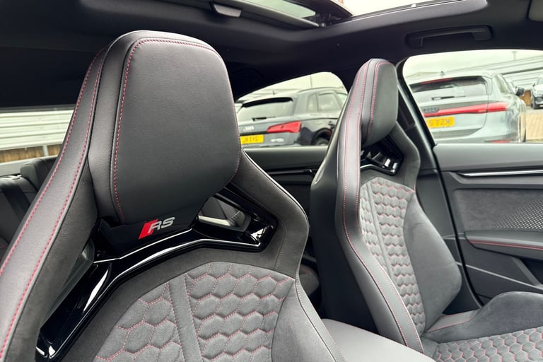2025 Audi RS3 2.5 TFSI Carbon Vorsprung S Tronic quattro Euro 6 (s/s) 4dr Saloon Automatic