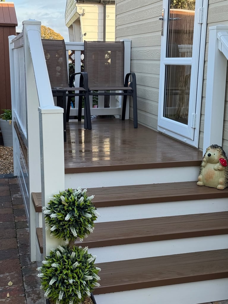 Verandah Composite decking, antique oak, great condition. All decking, rails, skirting.