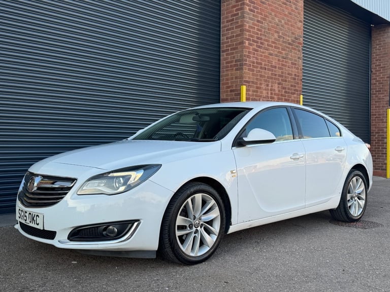 2015 Vauxhall Insignia 2.0 CDTi [140] ecoFLEX SRi 5dr [Start Stop] HATCHBACK Diesel Manual