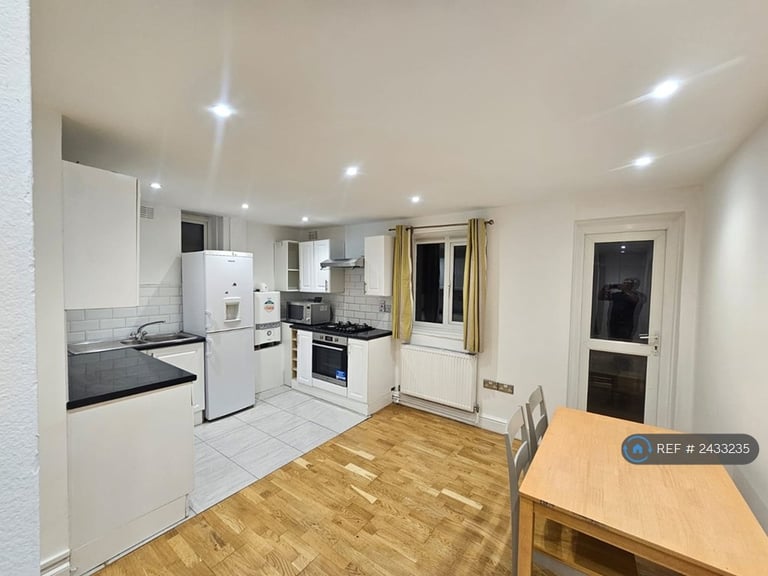 image for 2 bedroom flat in Axminster Rd, London, N7 (2 bed) (#2433235)