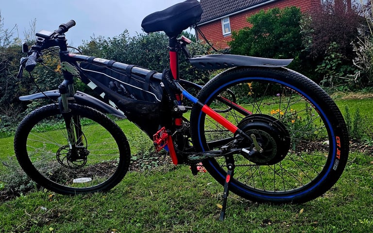 🚴‍♂️ Trek Marlin 5 MTB – Dual-Mode E-Bike, 48V 25Ah Battery, Off-Road Fun! ⚡