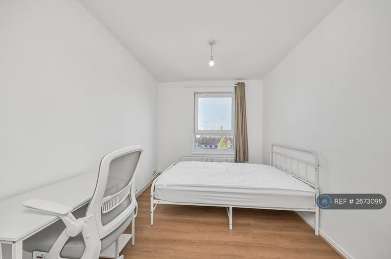 1 bedroom in Coniston House, London, SE5 (#2673096)