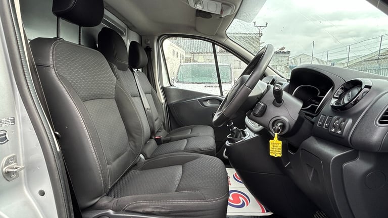 2016 Vauxhall Vivaro 2900 1.6CDTI 115PS Sportive H1 Van NO VAT PANEL VAN Diesel Manual