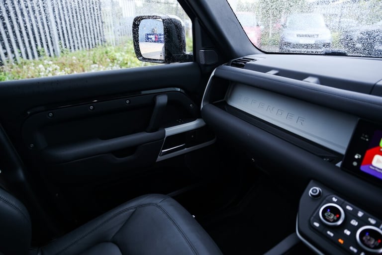 2024 Land Rover Defender 110 2.0 P400e 15.4kWh XS Edition SUV 5dr Petrol Plug-in Hybrid Auto 4WD ...