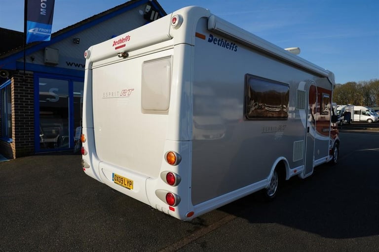 Dethleffs Globetrotter ESPRIT RT RENAULT 3 BERTH 4 TRAVEL SEAT MOTORHOME