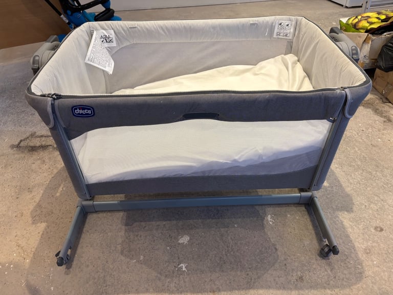 Chicco Next to me baby bassinet