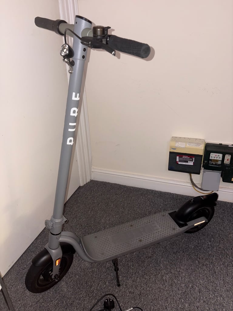 image for Pure Grey E-Scooter 