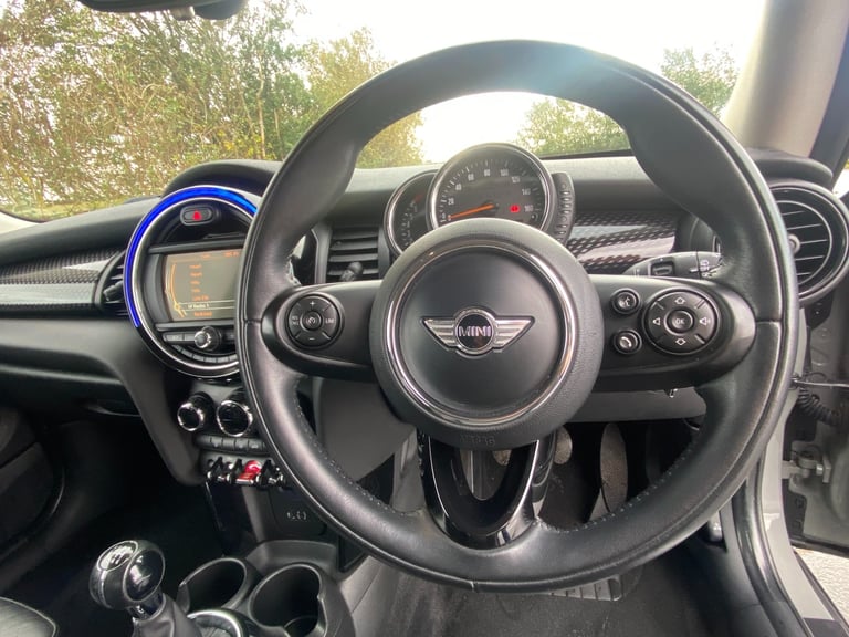 2017 MINI Hatch 2.0 Cooper S 3dr - Sat Nav &amp; Parking Sensors &amp; Chili Pack HATCHBACK Petro...