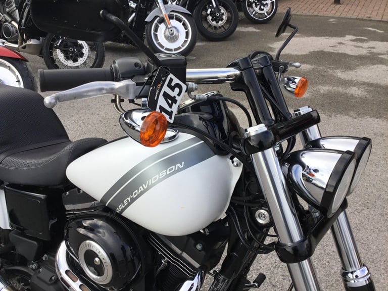 2018 Harley-Davidson DYNA FXDF FAT BOB FXDF Solid colour (17MY) Custom Cruiser PETROL Manual