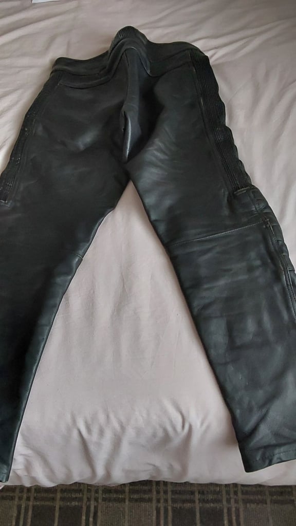 Motorbike trousers .