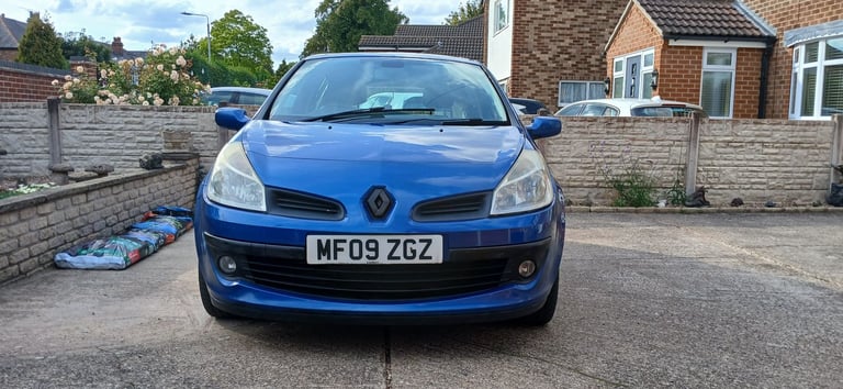 Renault, CLIO, Hatchback, 2009, Manual, 1461 (cc), 5 doors