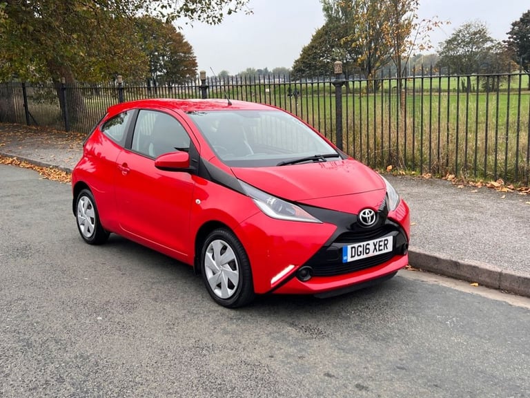 2016 16 TOYOTA AYGO 1.0 VVT-I X-PLAY HATCHBACK 3DR PETROL MANUAL EURO 6 (68 PS)