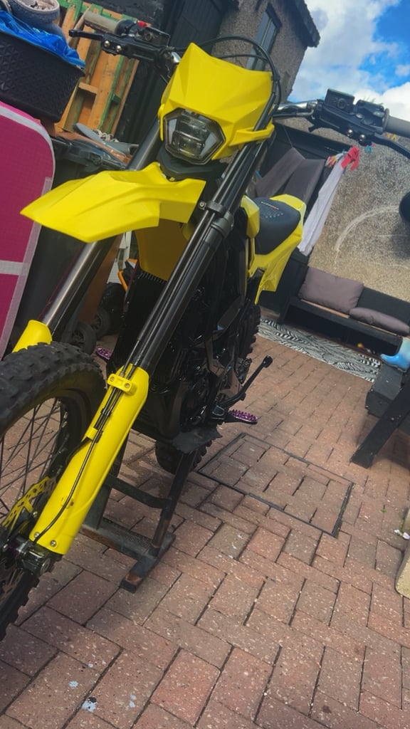 2022 Surron ultra bee 