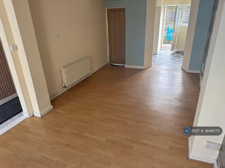2 bedroom house in Brookdale Street, Neath, SA11 (2 bed) (#2646575)
