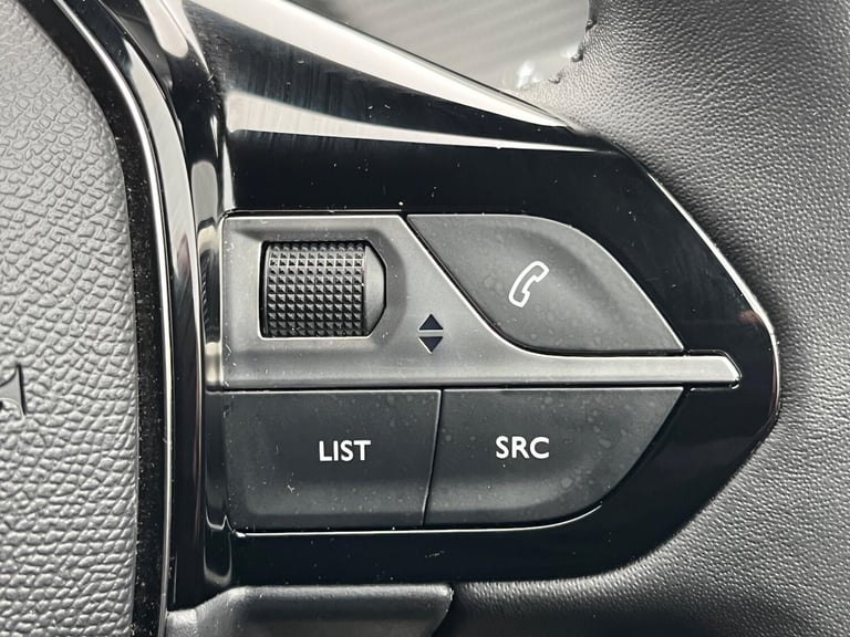 2024 Peugeot 2008 1.2 PureTech Allure SUV 5dr Petrol Manual Euro 6 (s/s) (130 ps) HATCHBACK Petro...