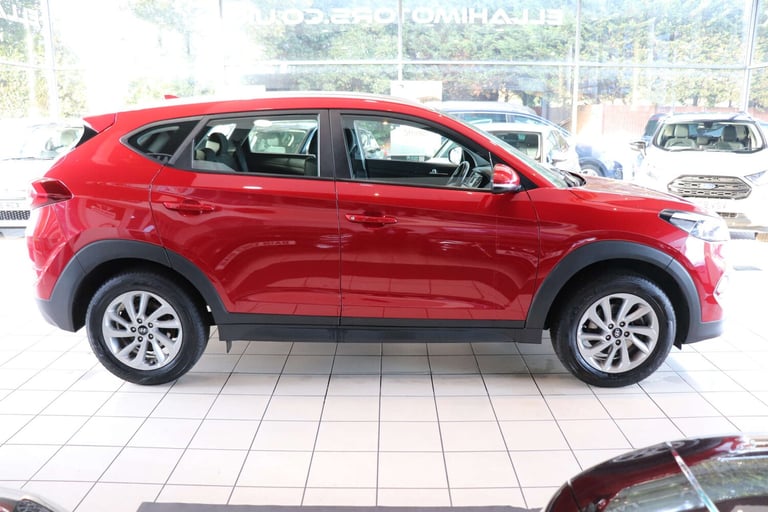 2018 Hyundai TUCSON 1.6 GDi Blue Drive SE 5dr 2WD ESTATE PETROL Manual