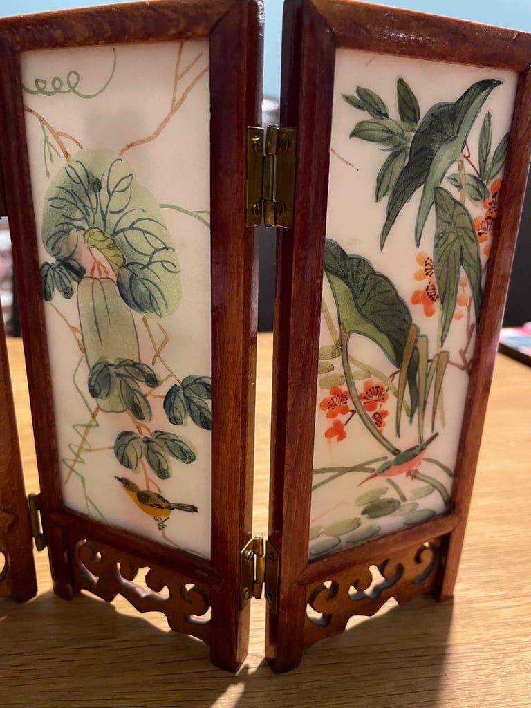 Small Japanese table screen- decorative art.