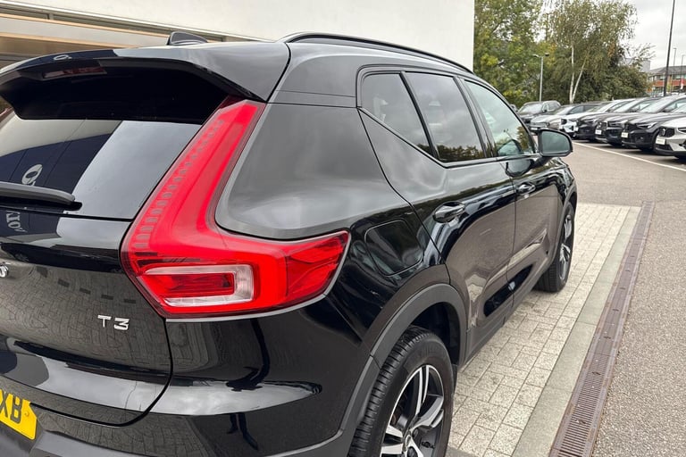 2021 Volvo XC40 1.5 T3 R-Design SUV 5dr Petrol Auto Euro 6 (s/s) (163 ps) ESTATE Petrol Automatic