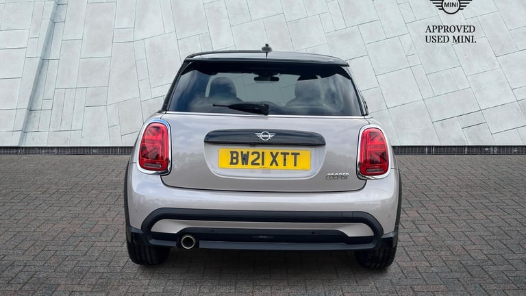 2021 MINI Hatch 1.5 Cooper Exclusive 3dr Auto Hatchback Petrol Automatic