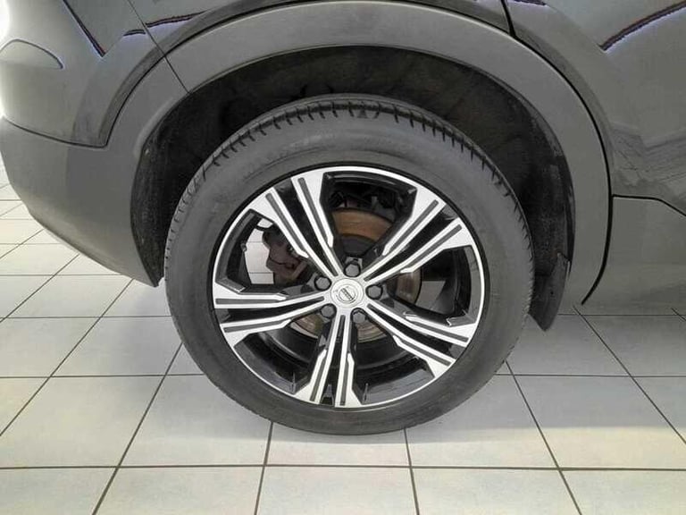 2022 Volvo XC40 1.5h T5 Twin Engine Recharge 10.7kWh Inscription Pro SUV 5dr ESTATE Petrol/Electr...